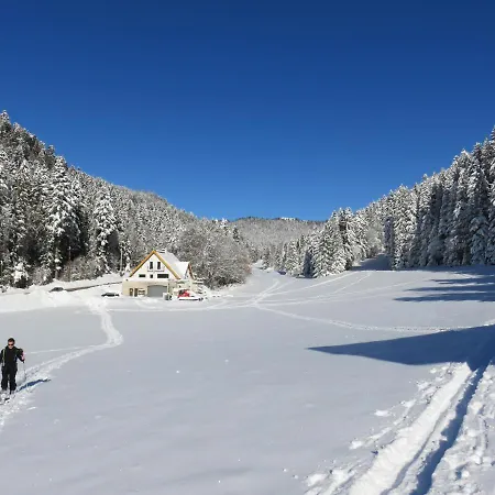 Gite La Resilience, Sur La Piste De Ski D'Autrans Exterior photo